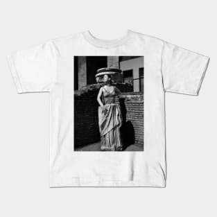 Portrait, Colosseum, Rome Kids T-Shirt